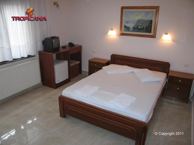 Tropicana Paralía Exterior foto